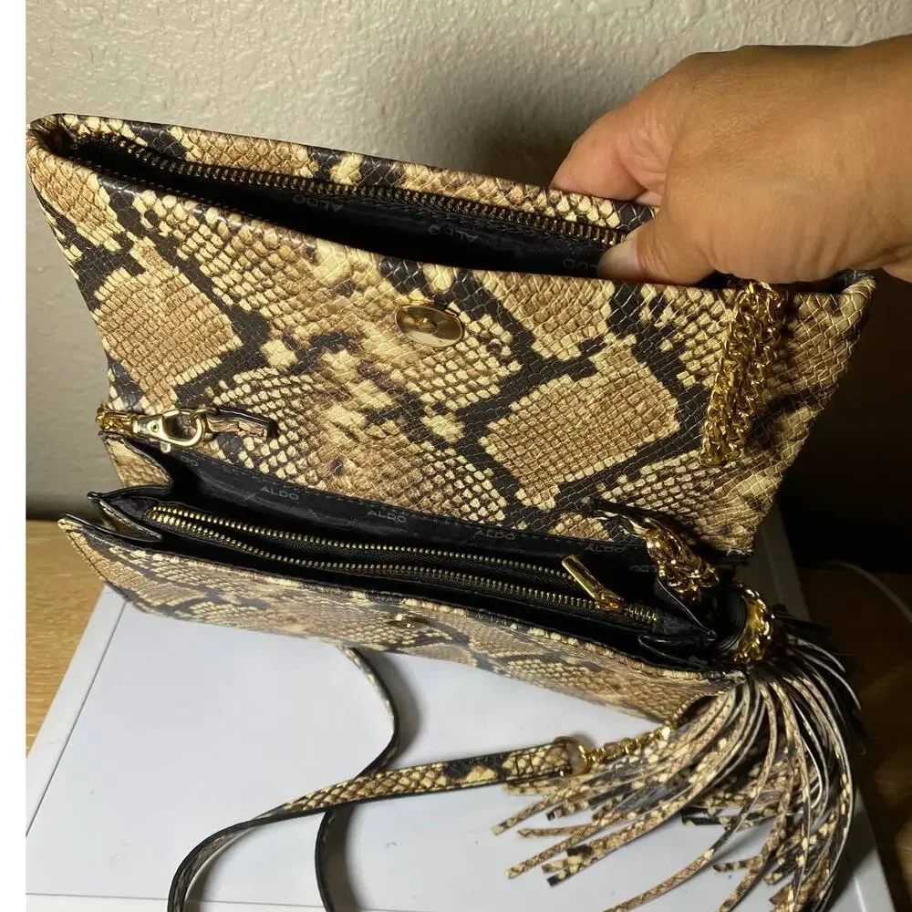 Also animal print bag clutch